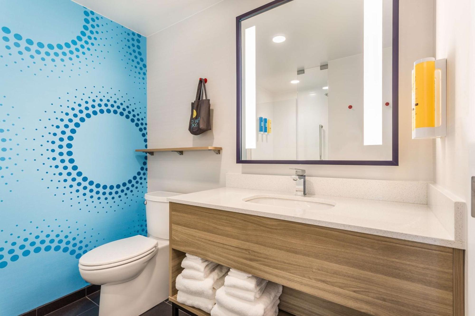 Tru By Hilton West 3* Madison